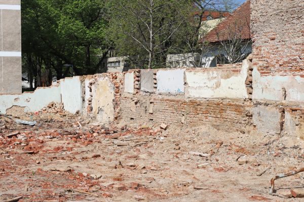 Brick Wall Demolition in Frankfort